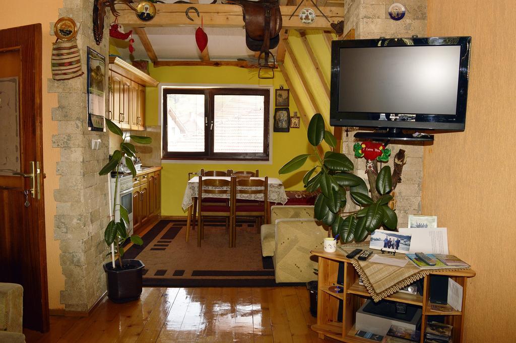 "Athos"Apartment Potkrovlje Вишеград Экстерьер фото